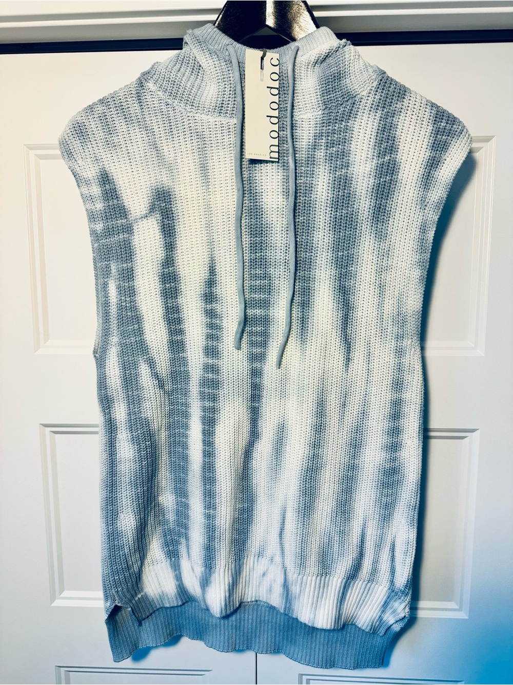 NWT Mododoc Los Angeles Tie Dye Cowl Neck Sweater Vest XS Blue White Lagenlook